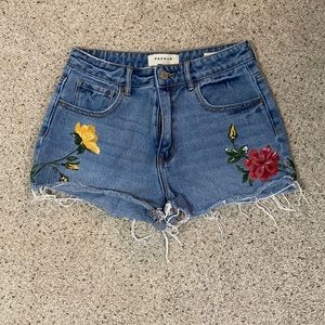 Pacsun jean shorts with flower details